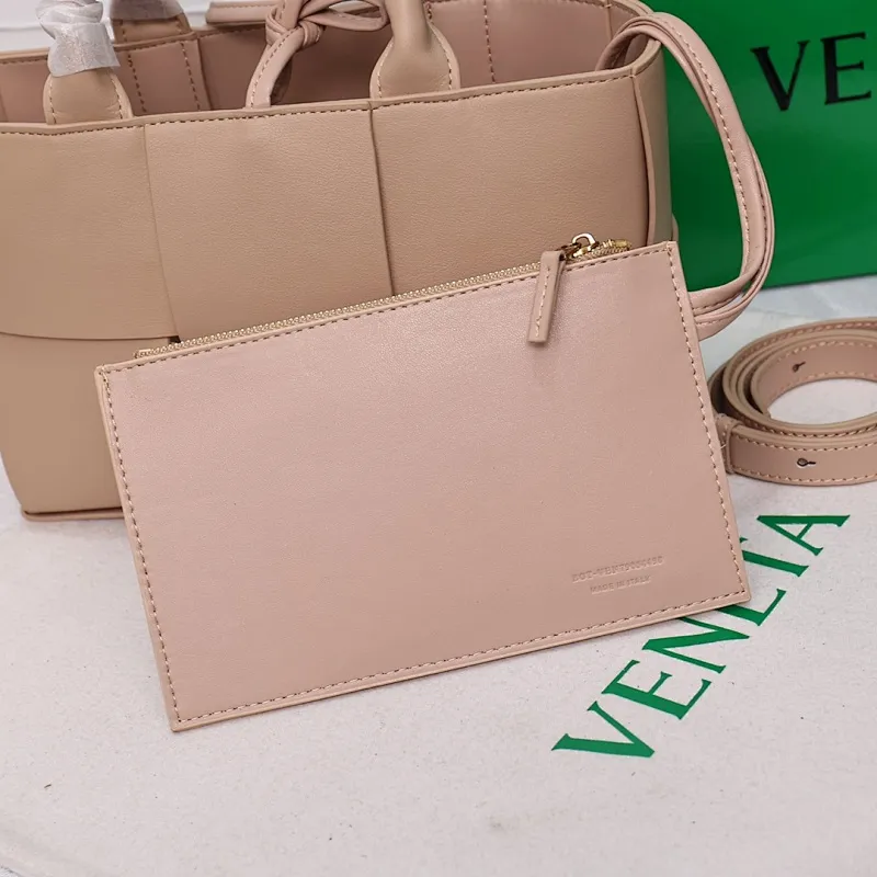 All Categories Official Website "Brand Women's Bags" Women's Bags 💙 BV 2025 Official Website New BV Crossbody Bag
